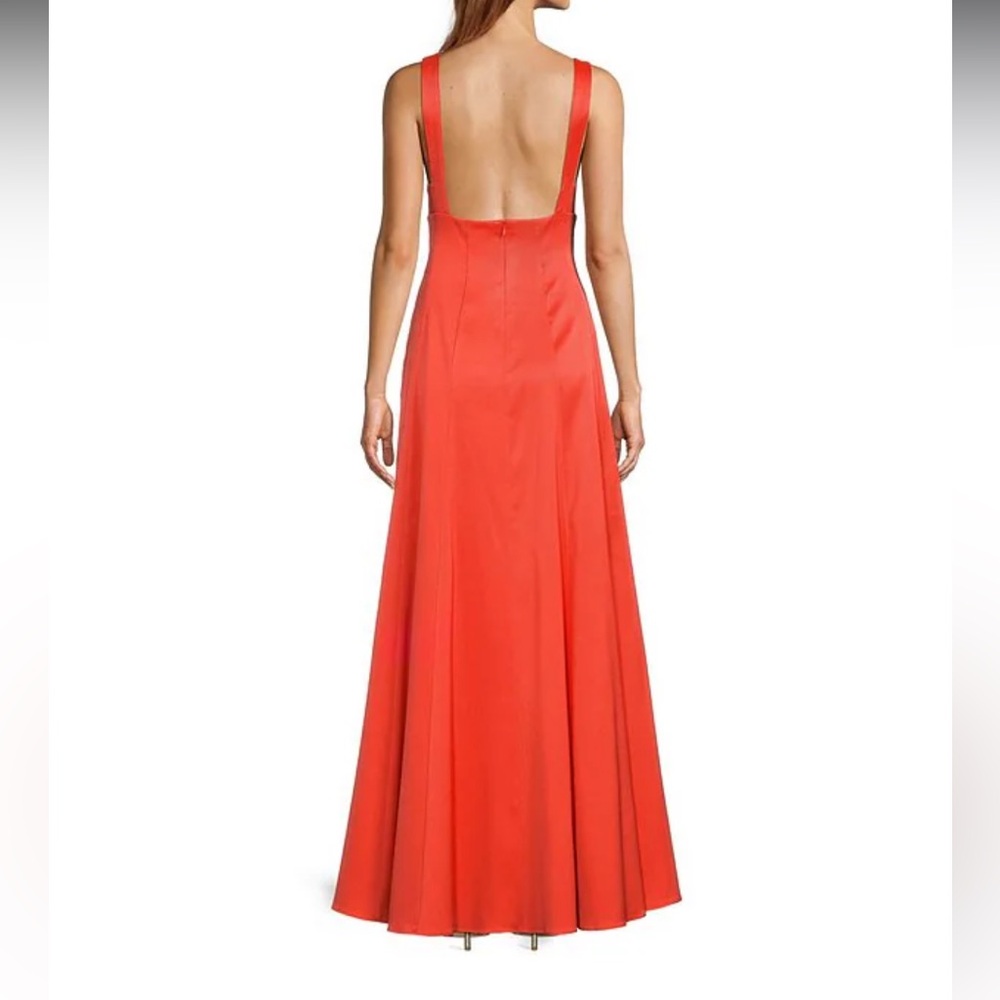 NWT Antonio Melani
Davina V-Neck A-Line Sleeveless Ball Gown - Picture 3 of 4